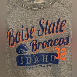 Small women’s Boise State sweatshirt